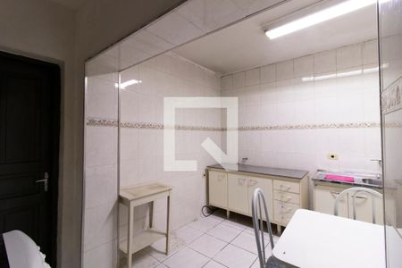 Casa à venda com 220m², 3 quartos e 2 vagas Casa à venda com 220m², 3 quartos e 2 vagasCozinha