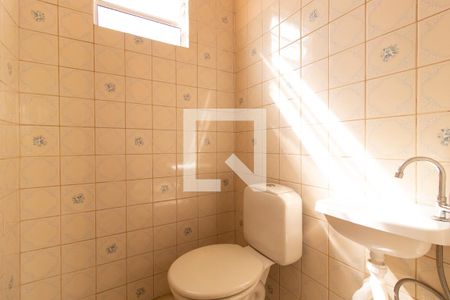 Casa à venda com 220m², 3 quartos e 2 vagas Casa à venda com 220m², 3 quartos e 2 vagasLavabo