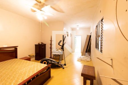 Casa à venda com 220m², 3 quartos e 2 vagas Casa à venda com 220m², 3 quartos e 2 vagasQuarto 2