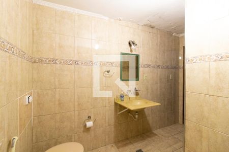 Casa à venda com 220m², 3 quartos e 2 vagas Casa à venda com 220m², 3 quartos e 2 vagasBanheiro 2