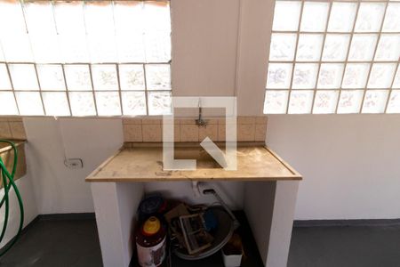 Casa à venda com 220m², 3 quartos e 2 vagas Casa à venda com 220m², 3 quartos e 2 vagasSalão Superior (Torneira)