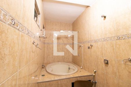 Casa à venda com 220m², 3 quartos e 2 vagas Casa à venda com 220m², 3 quartos e 2 vagasBanheiro 1