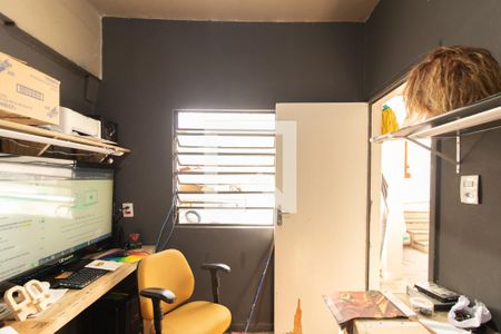 Casa à venda com 315m², 5 quartos e 3 vagasEscritório