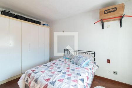 Casa à venda com 315m², 5 quartos e 3 vagasQuarto - Suíte