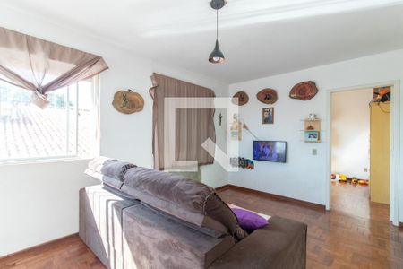 Casa à venda com 315m², 5 quartos e 3 vagasSala 2