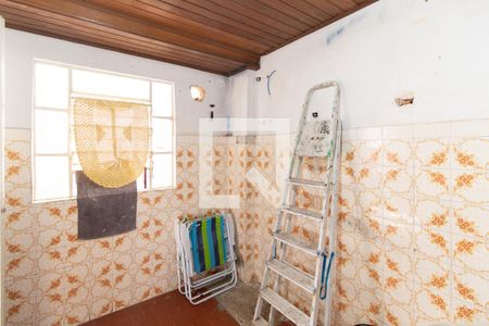 Casa à venda com 315m², 5 quartos e 3 vagasLavanderia