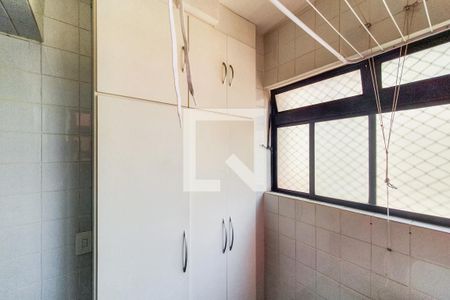Apartamento à venda com 60m², 2 quartos e 1 vaga Apartamento à venda com 60m², 2 quartos e 1 vagaÁrea de Serviço