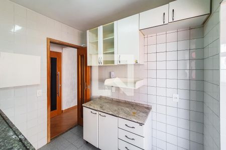 Apartamento à venda com 60m², 2 quartos e 1 vaga Apartamento à venda com 60m², 2 quartos e 1 vagaCozinha