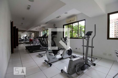 Apartamento à venda com 198m², 4 quartos e 4 vagasÁrea comum - Academia