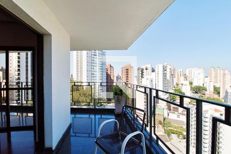 Apartamento à venda com 198m², 4 quartos e 4 vagasVaranda da Sala