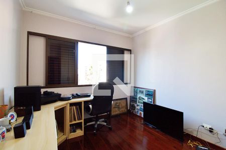 Apartamento à venda com 198m², 4 quartos e 4 vagasQuarto 4