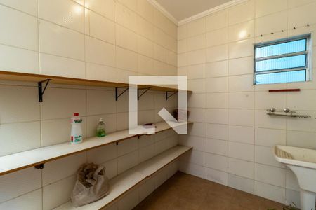 Casa à venda com 100m², 4 quartos e 1 vagaÁrea de Serviço