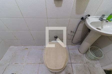 Casa à venda com 100m², 4 quartos e 1 vagaBanheiro da Suíte 4