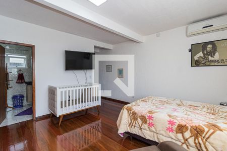 Suite de casa à venda com 4 quartos, 300m² em Parque Santa Fé, Porto Alegre