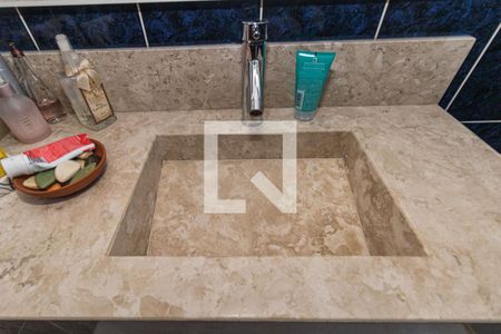 Casa à venda com 300m², 4 quartos e 3 vagasBanheiro Social