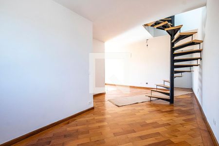 Sala de apartamento à venda com 2 quartos, 110m² em Vila Madalena, São Paulo