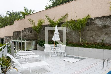 Apartamento para alugar com 55m², 2 quartos e 1 vagaÁrea comum - Piscina