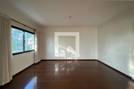 Apartamento para alugar com 240m², 4 quartos e 4 vagas Apartamento para alugar com 240m², 4 quartos e 4 vagasSala de Jantar