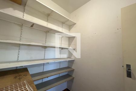 Apartamento para alugar com 240m², 4 quartos e 4 vagas Apartamento para alugar com 240m², 4 quartos e 4 vagasQuarto de Serviço 2