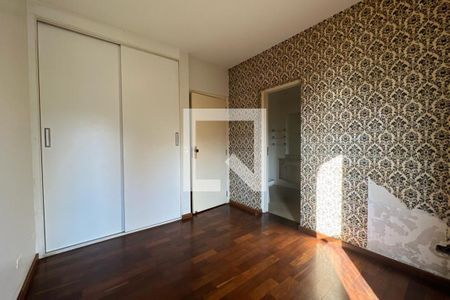 Apartamento para alugar com 240m², 4 quartos e 4 vagas Apartamento para alugar com 240m², 4 quartos e 4 vagasSuíte 3