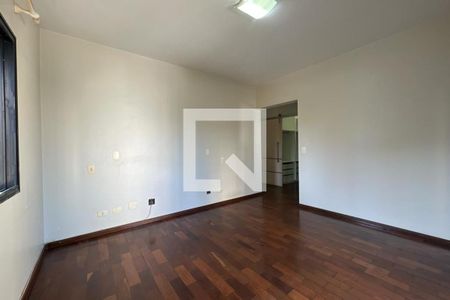Apartamento para alugar com 240m², 4 quartos e 4 vagas Apartamento para alugar com 240m², 4 quartos e 4 vagasSuíte 1