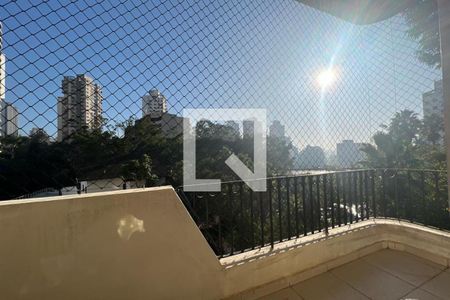 Apartamento para alugar com 240m², 4 quartos e 4 vagas Apartamento para alugar com 240m², 4 quartos e 4 vagasSacada