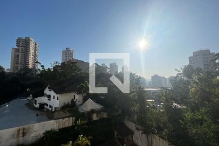 Apartamento para alugar com 240m², 4 quartos e 4 vagas Apartamento para alugar com 240m², 4 quartos e 4 vagasVista da Suíte 3