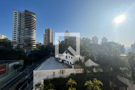 Apartamento para alugar com 240m², 4 quartos e 4 vagas Apartamento para alugar com 240m², 4 quartos e 4 vagasVista da Suíte 2