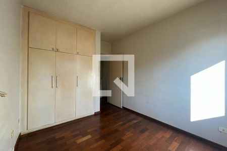Apartamento para alugar com 240m², 4 quartos e 4 vagas Apartamento para alugar com 240m², 4 quartos e 4 vagasQuarto 4