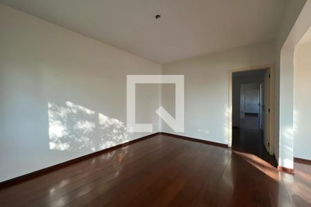 Apartamento para alugar com 240m², 4 quartos e 4 vagas Apartamento para alugar com 240m², 4 quartos e 4 vagasSala de Jantar