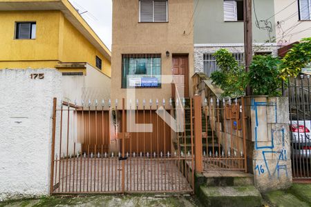 Fachada de casa à venda com 2 quartos, 120m² em Jabaquara, São Paulo