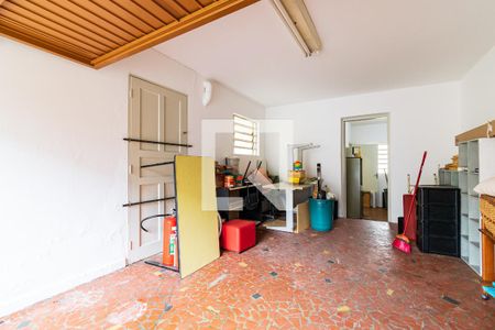 Garagem de casa à venda com 2 quartos, 120m² em Jabaquara, São Paulo