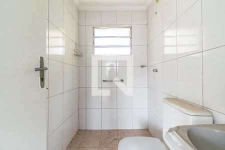 Casa à venda com 120m², 2 quartos e 2 vagas Casa à venda com 120m², 2 quartos e 2 vagasBanheiro de Serviço