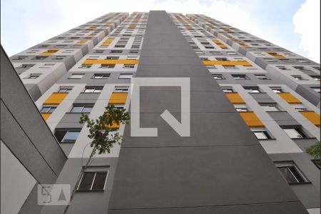Apartamento à venda com 37m², 2 quartos e sem vaga Apartamento à venda com 37m², 2 quartos e sem vagaFachada