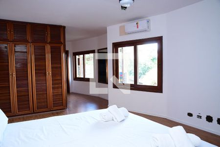 Casa de condomínio para alugar com 600m², 6 quartos e sem vaga Casa de condomínio para alugar com 600m², 6 quartos e sem vagaSuíte 2