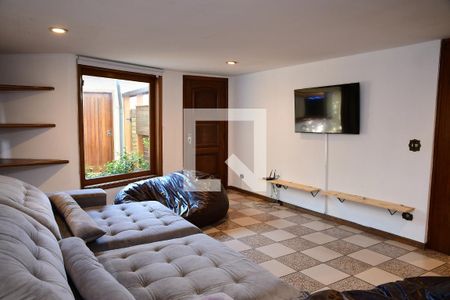 Sala 1 de casa de condomínio para alugar com 6 quartos, 600m² em Jardim Passargada I, Cotia