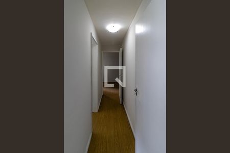 Corredor quarto de apartamento para alugar com 1 quarto, 50m² em Indianópolis, São Paulo