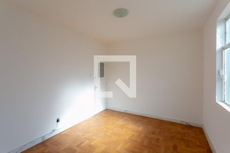 Sala de apartamento à venda com 3 quartos, 80m² em Bonfim, Belo Horizonte