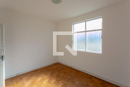 Sala de apartamento à venda com 3 quartos, 80m² em Bonfim, Belo Horizonte