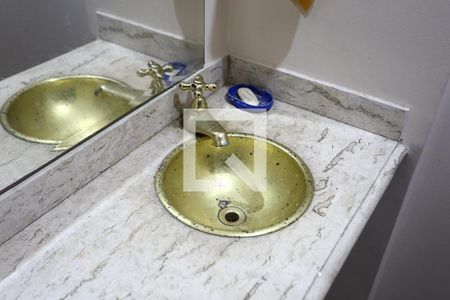 Apartamento à venda com 196m², 4 quartos e 3 vagas Apartamento à venda com 196m², 4 quartos e 3 vagasLavabo