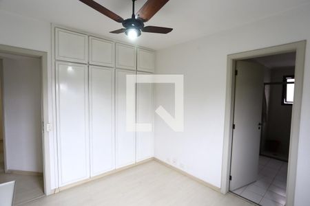 Apartamento à venda com 196m², 4 quartos e 3 vagas Apartamento à venda com 196m², 4 quartos e 3 vagasSuíte 3