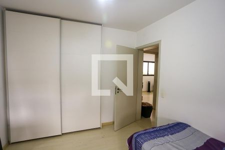 Apartamento à venda com 196m², 4 quartos e 3 vagas Apartamento à venda com 196m², 4 quartos e 3 vagasSuíte