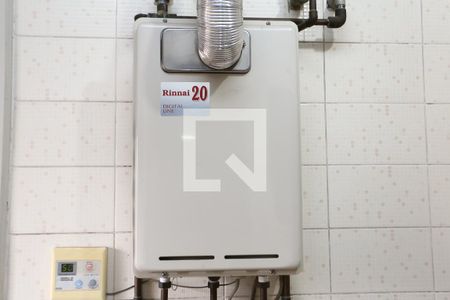 Apartamento à venda com 196m², 4 quartos e 3 vagas Apartamento à venda com 196m², 4 quartos e 3 vagasÁrea de Serviço