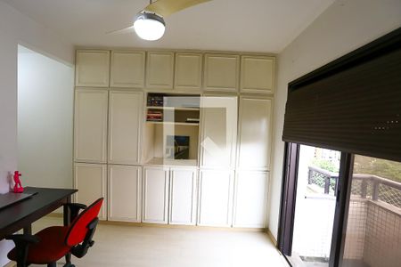 Apartamento à venda com 196m², 4 quartos e 3 vagas Apartamento à venda com 196m², 4 quartos e 3 vagasSuíte 2