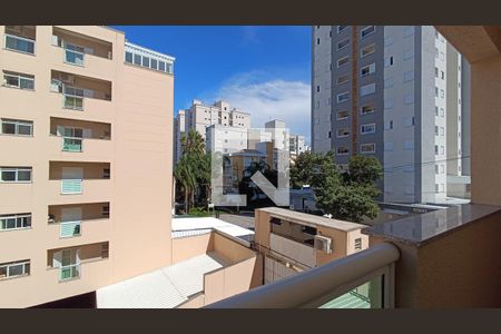 Apartamento para alugar com 90m², 2 quartos e 2 vagasVaranda do Quarto