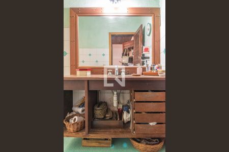 Casa à venda com 400m², 3 quartos e 3 vagasBanheiro da Suíte