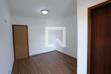 Casa à venda com 186m², 3 quartos e 4 vagasSuíte 2