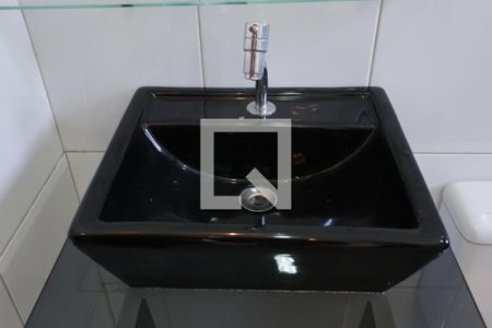 Casa à venda com 186m², 3 quartos e 4 vagasBanheiro da Suíte 2