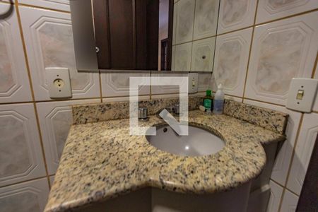 Casa à venda com 230m², 3 quartos e 3 vagas Casa à venda com 230m², 3 quartos e 3 vagasLavabo