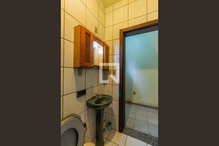 Casa à venda com 230m², 3 quartos e 3 vagas Casa à venda com 230m², 3 quartos e 3 vagasBanheiro 2